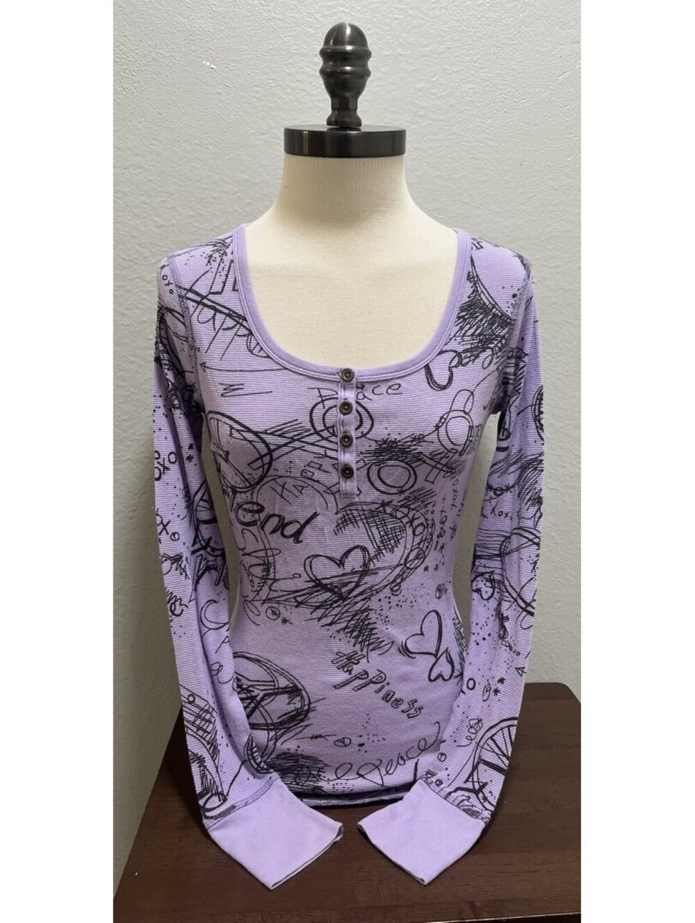 VTG DELIA*S Graphic Purple Waffle Knit Long Sleeve Henley M